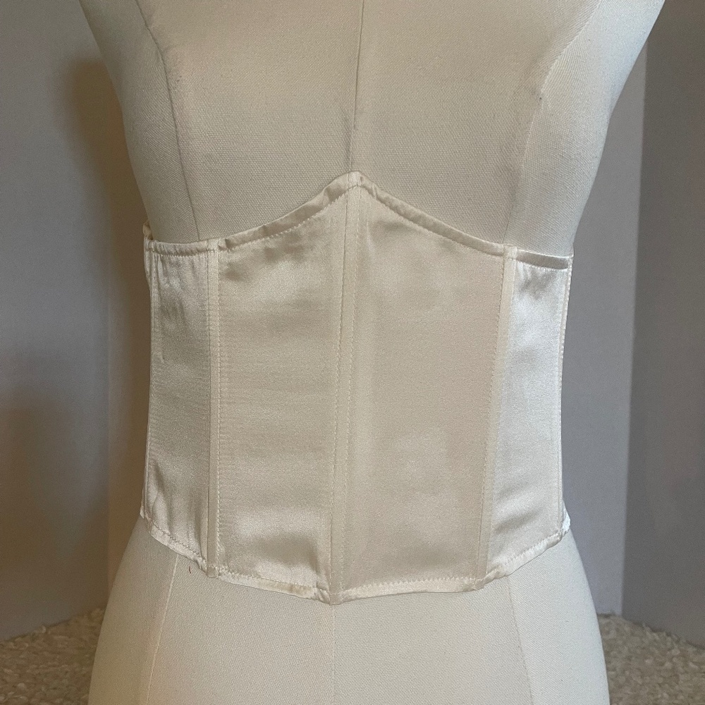 NWT‎ Steele Ivory Satin Corset Bustier Waist Cincher Boned Bridal Top Size M